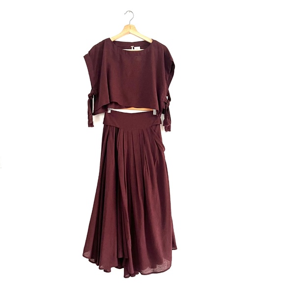 COPY - Free People Sundown Burgundy Crop Top And Pleated Wrap Skirt Set - Size … - Picture 1 of 9